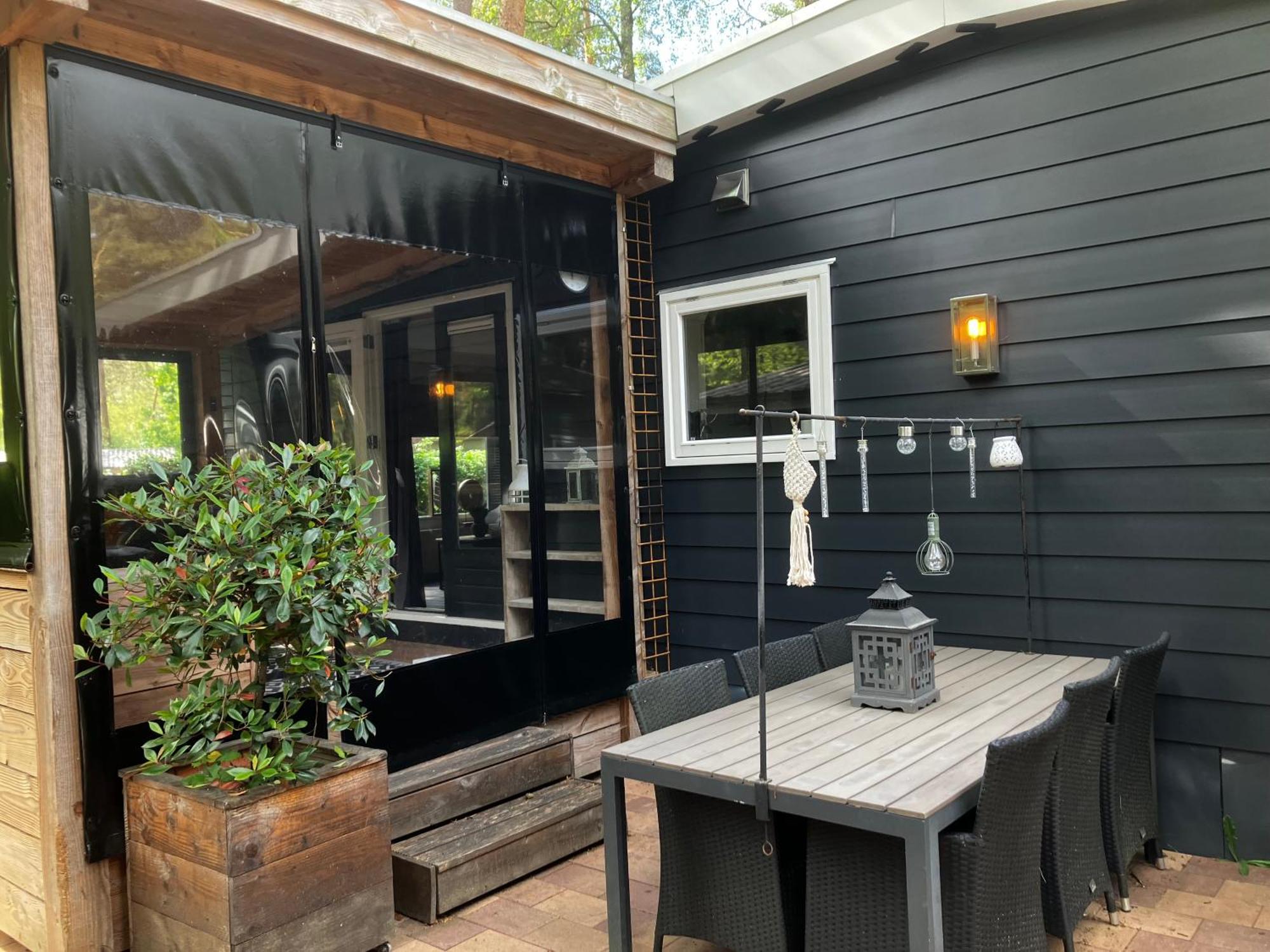 Bosrijk Midden In De Natuur-eten&drinken-activiteiten-ontspanning-en Nog Veel Campsite *
